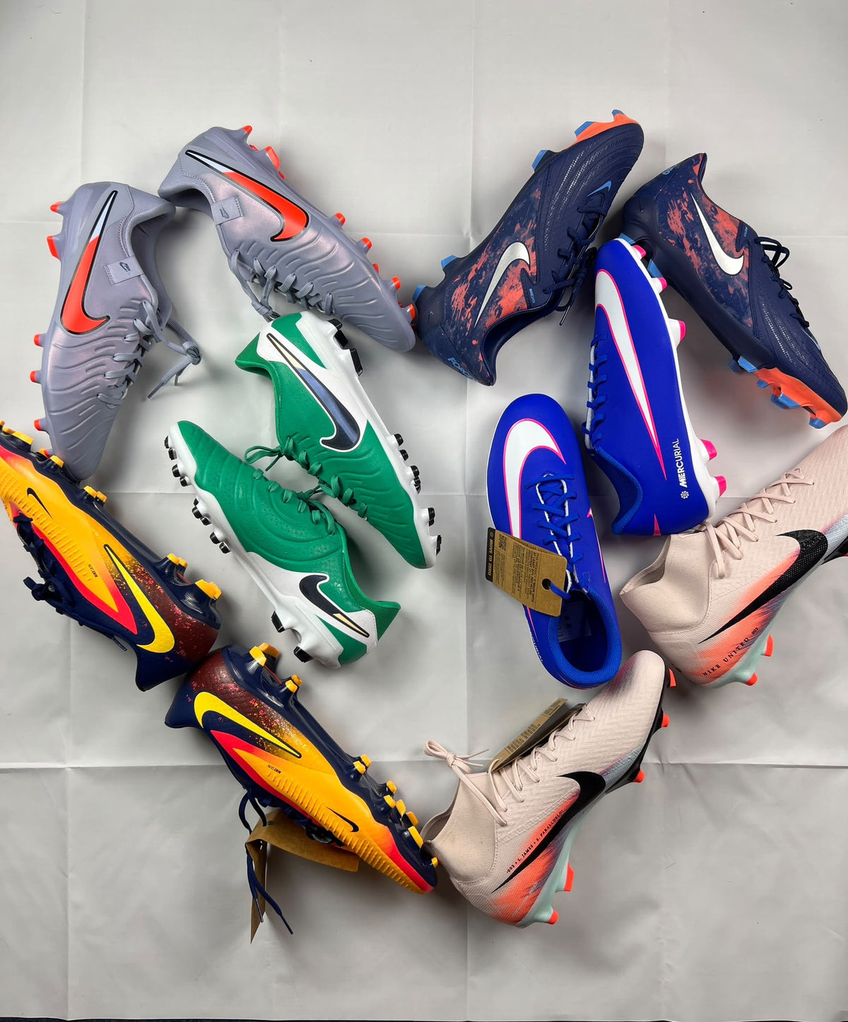 FOOTBALLSHOES