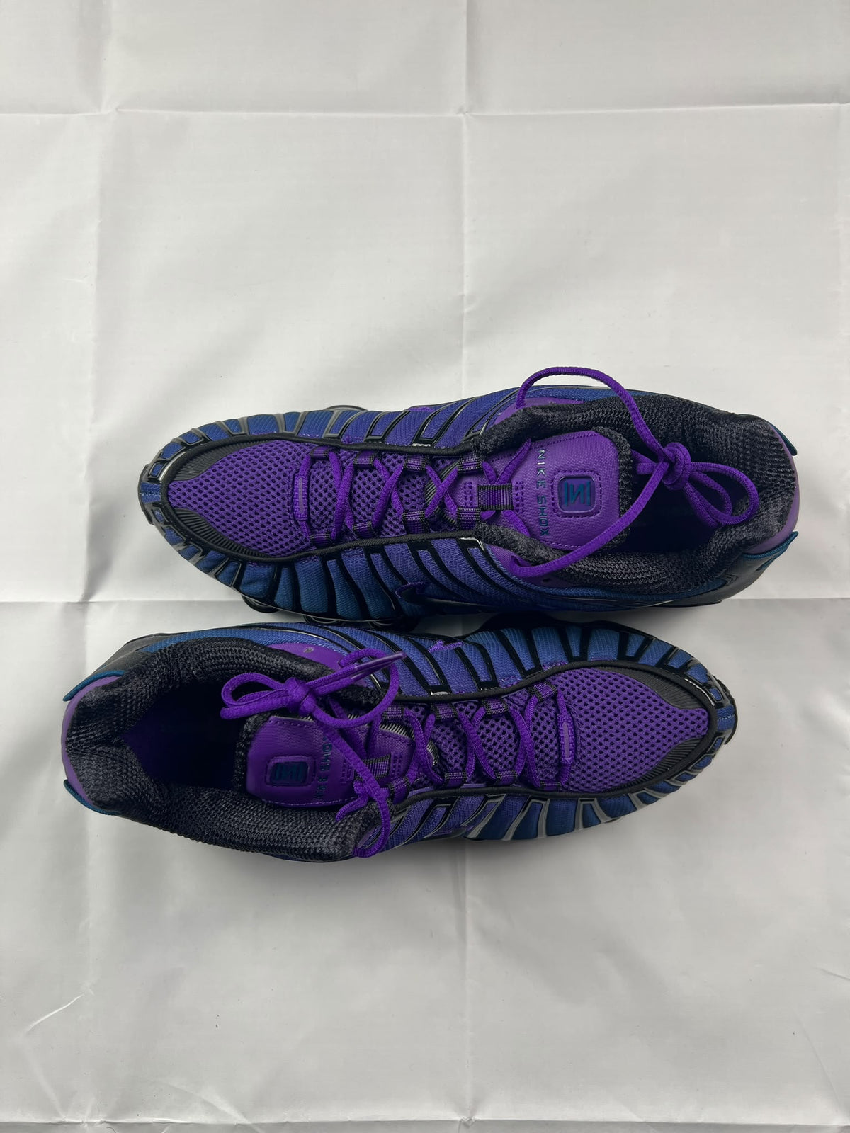 NIKE SHOX TL