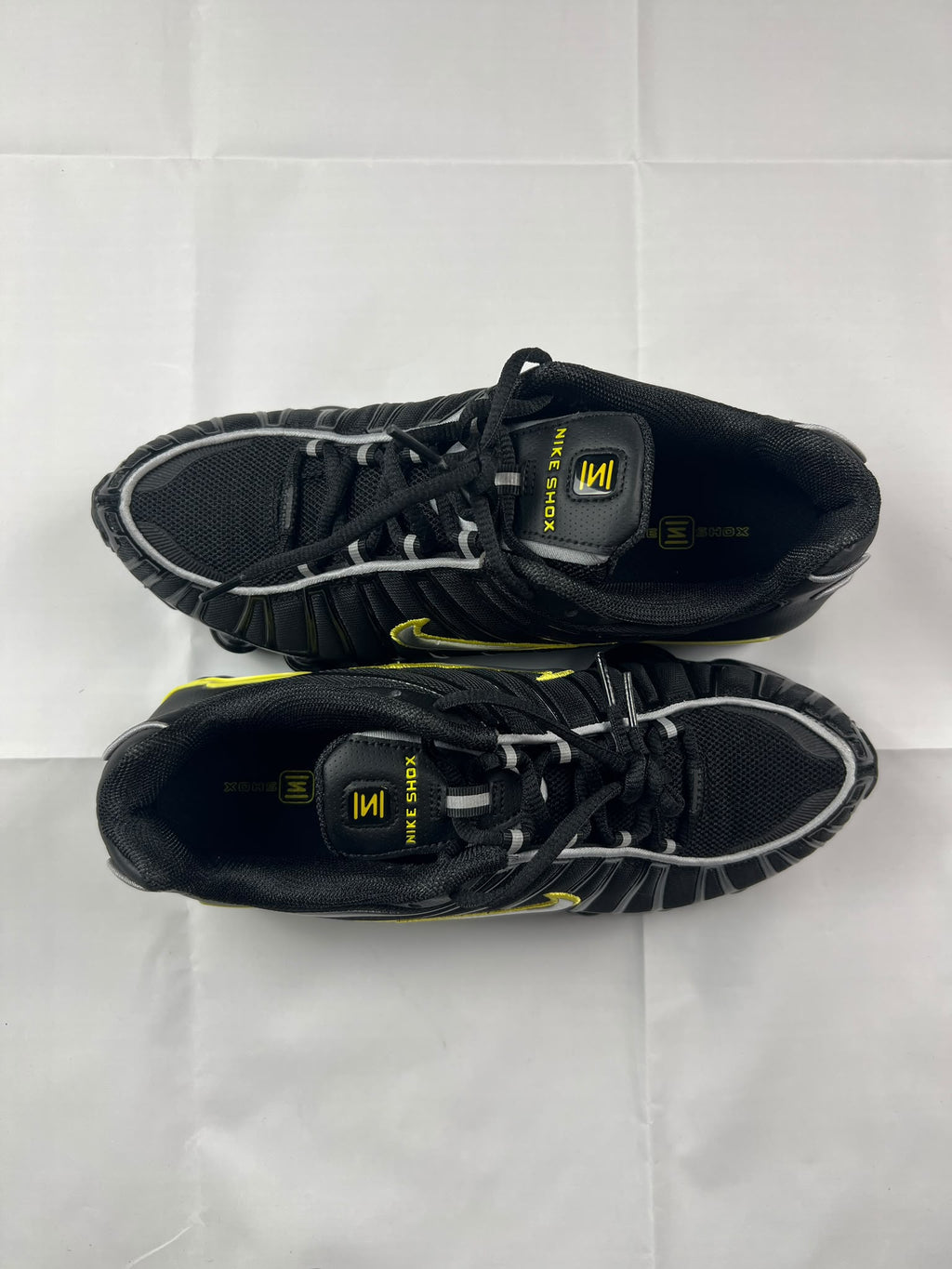 NIKE SHOX TL