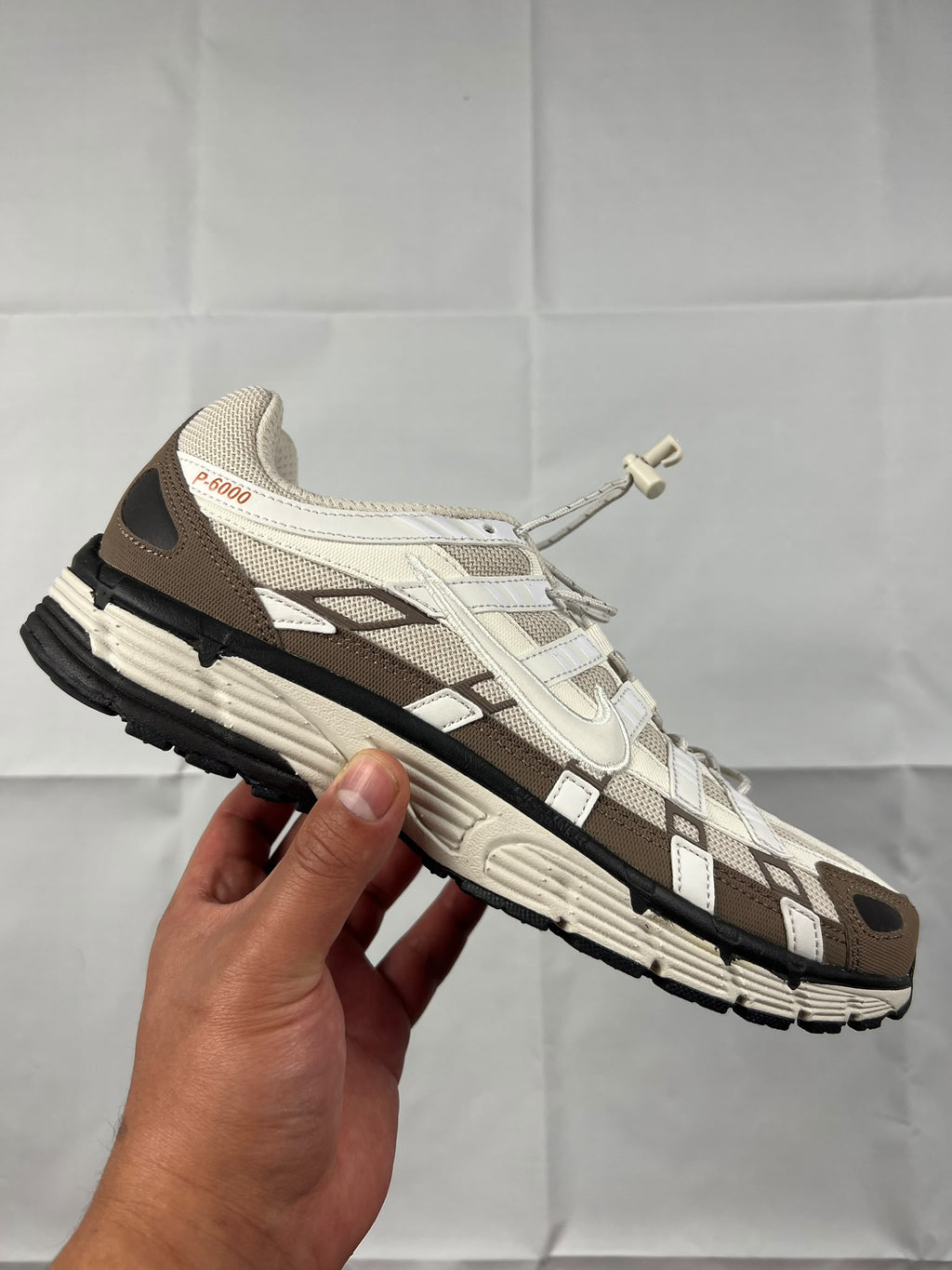 NIKE P-6000