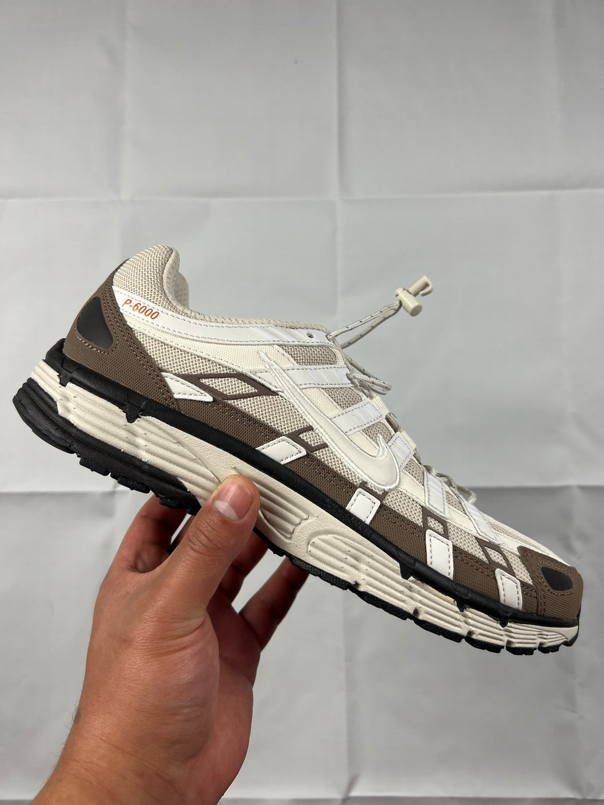 NIKE P-6000